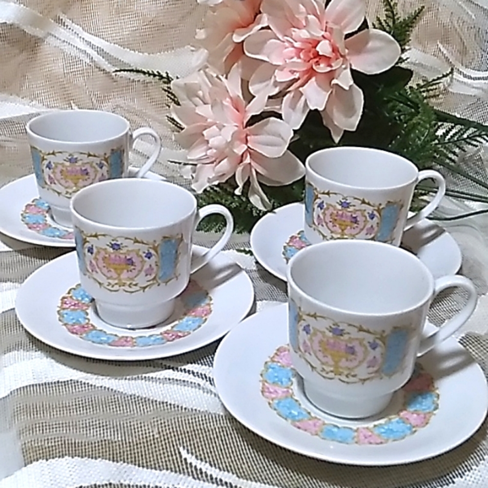 *RARE* TIPO LIMOGES- Set of 4- Teacups and Saucers